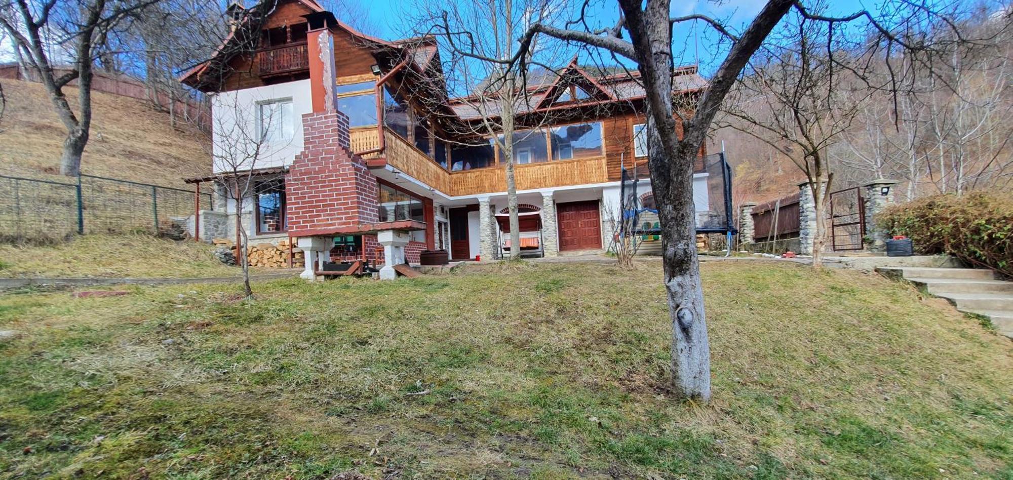 Casa COLT DE RAI Brezoi Exterior foto